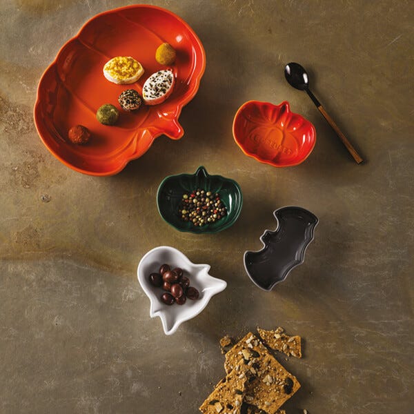 Set of store 4 Halloween Pumpkin Bowls