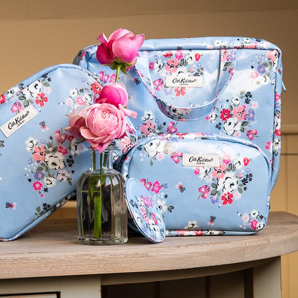 Cath Kidston Clifton Rose Two Part Wash Bag with Handles FG5334 Harts of Stur