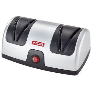 https://www.hartsofstur.com/media/catalog/product/cache/e92c7f34499ec9d5ecf9029aa98f99aa/J/E/JEA97-Judge-Electricals-Knife-Honer-And-Sharpener.jpg