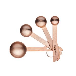 https://www.hartsofstur.com/media/catalog/product/cache/e92c7f34499ec9d5ecf9029aa98f99aa/M/C/MCMSPNCOP-KitchenCraft-Measuring-Spoons-Set-of-4-Copper-Finish-1.jpg