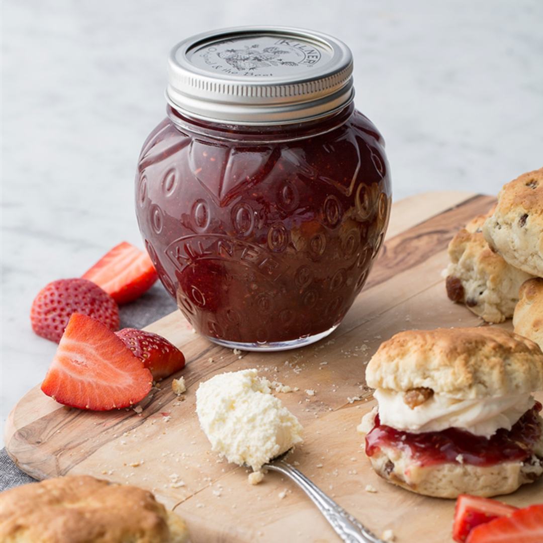 Classic Strawberry Jam by Kilner