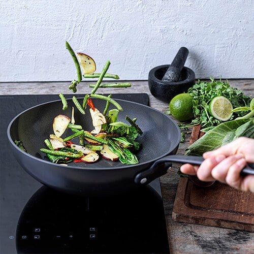 Woks, Stirfry & Chefs Pans