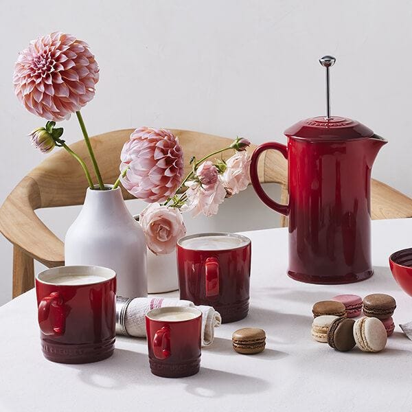 https://www.hartsofstur.com/media/wysiwyg/Le-Creuset-Cerise-Stoneware-Section-Top1.jpg