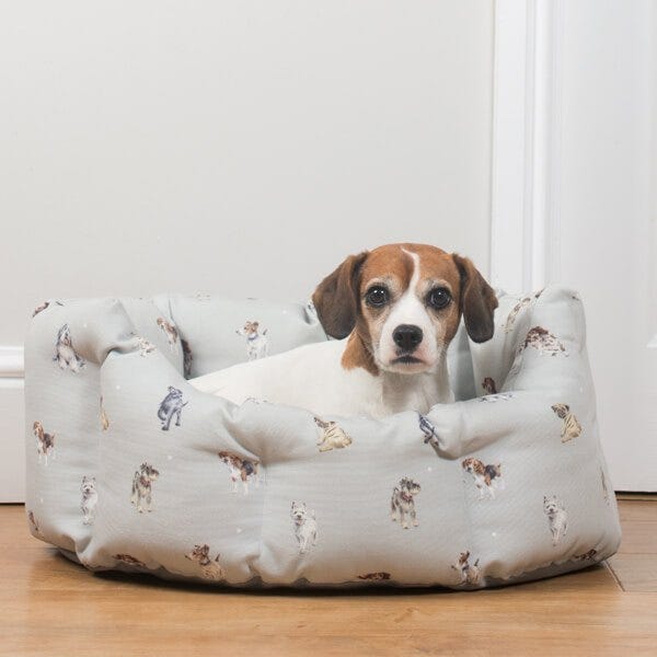 Fashion wrendale dog bed